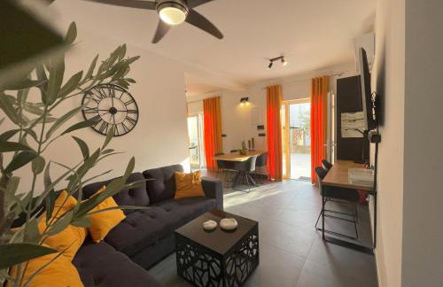 Valkane Beach Apartments - Photo 2