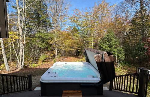 TymeoffVT cabin in the woods - Hot Tub , EV chg - Foto 2