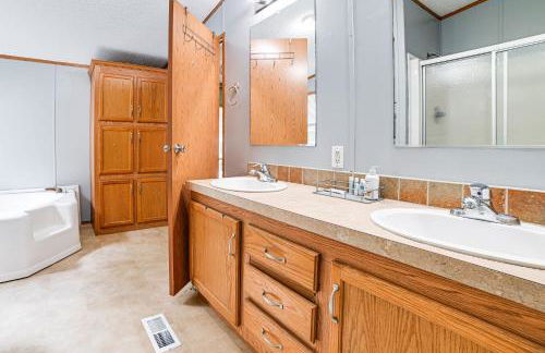 Kuttawa Vacation Rental with Smart TV, Near Marinas! - Foto 14