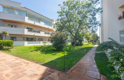 In front of SEA & CENTER - Foto 54