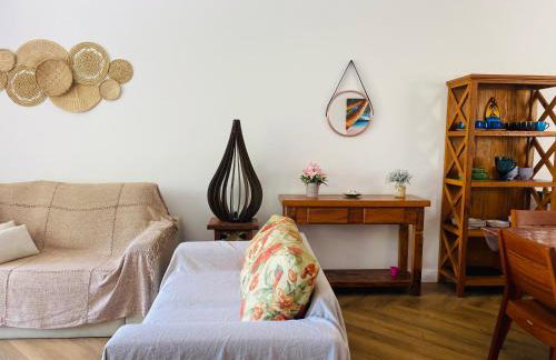 Apto com ar-cond e piscina a 100m mar praia da Enseada - Foto 6