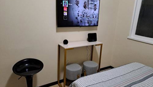 TV, Netflix, Alexa, WIFI e Ar no Centro de Niterói - Foto 3