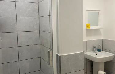 BeRo Bungalow with a hot tub & a large garden! - Foto 15