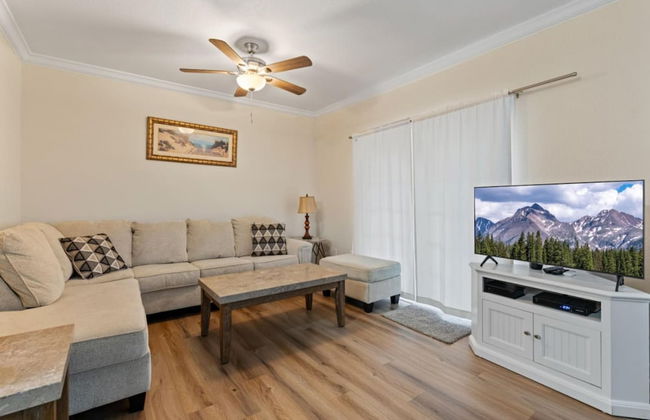 Cozy 4bdr House Near Disney 8101 - Photo 2