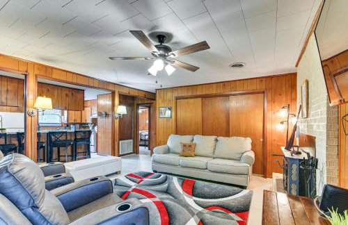 2 Mi to MSU Campus! Family Abode with Spacious Yard - Foto 5