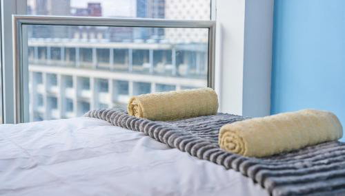 #79 World Famous Rotunda Skyline Views - Near Victoria Square - Sleeps 6 - " Perfect for contractors and Families" - Foto 2