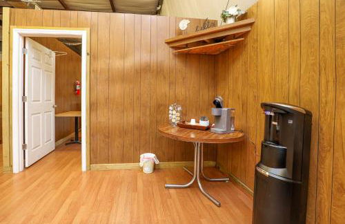 Spacious Home with Waterfront View-Welcome Pets - Foto 79