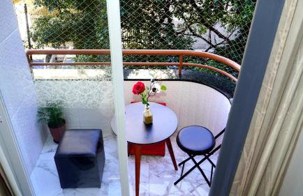 Apartamento tipo studio com uma linda sacada - Foto 9