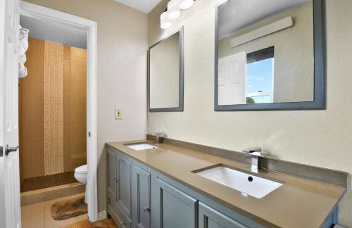 Mountain Vistas House and Acreage - Foto 38