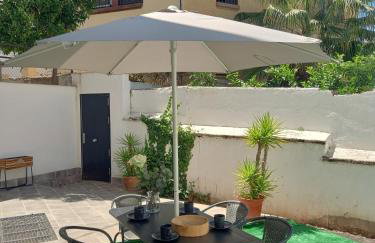 Casa con jardín, aparcamiento - Photo 10