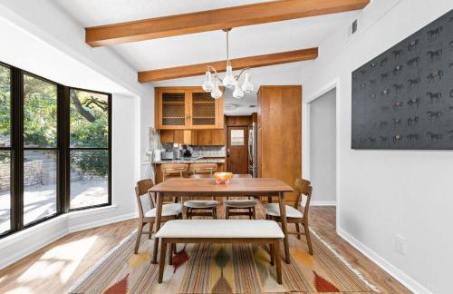 4-Bedroom Cowboy Retreat Steps from Zilker Park - Foto 3