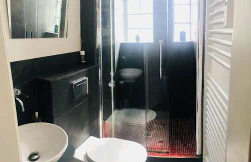 Schöne ruhige Wohnung zentral gelegen! - Photo 22