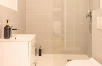 ParisConciergerie - Duplex for 12 with Cinema, 4BR - Foto 44