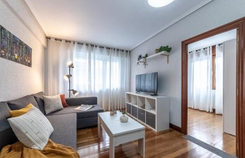 POLITTE amplio apartamento & garaje - el Casco Viejo a tus pies - Foto 8