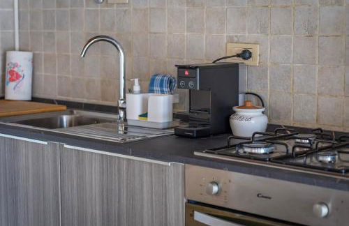 Appartamento Luce-- 2 camere da letto--Centro storico--Parcheggio privato gratuito - Foto 9