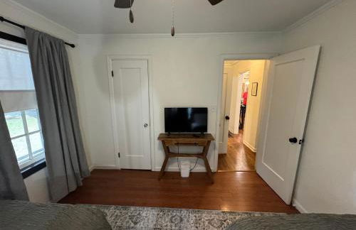 Tulsa Home Sweet Home - King Bed Near Expo, TU, Dtwn - Foto 36