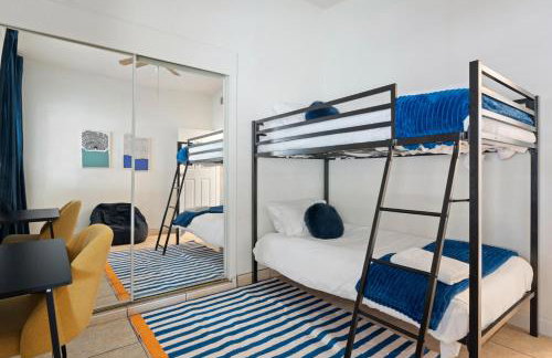 Near Safari & Beach - Backyard Games - AC - Pet OK - Foto 17