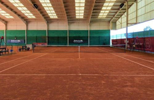 Spacious 4-Bedroom Villa with Private Heated Pool in Quinta da Beloura Sintra Ideal for Families & Long Stays - Foto 51