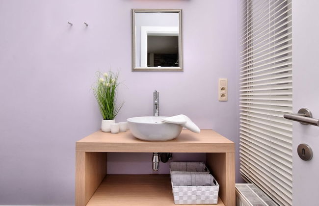 Luxurious Holiday Home in Courtil with Hot Tub - Photo 24