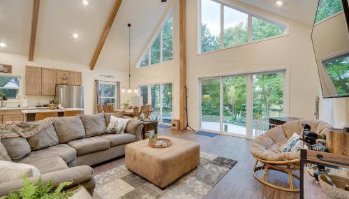 Waterfront Webster Cabin with Dock on Warner Lake! - Foto 1