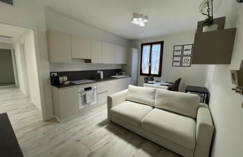 L'Aldina - intero appartamento 2 camere ristrutturato Top a 2 passi dal centro - Photo 1