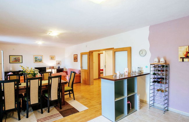 Private Estate With 2 Infinity Pools - Foto 34