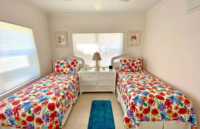 Galleon Villas by Hello Cayman Vacation - Photo 34