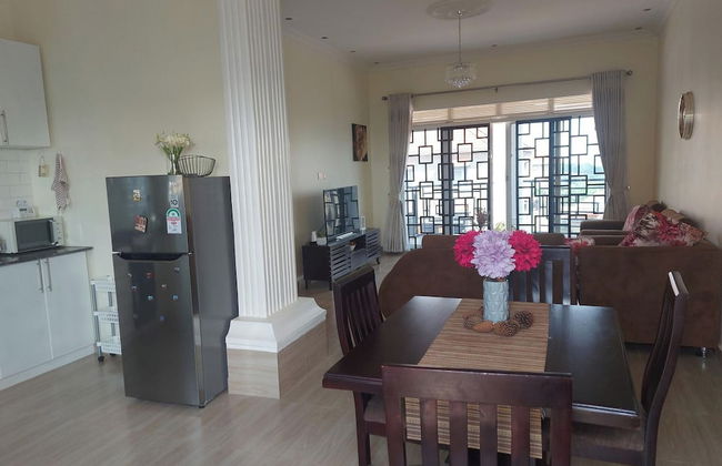 Cozy 2-bed Apartment in Akright City, Bwebajja - Foto 15