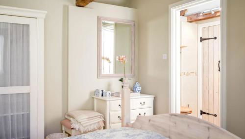 Clematis cottage - Photo 2, wardrobe