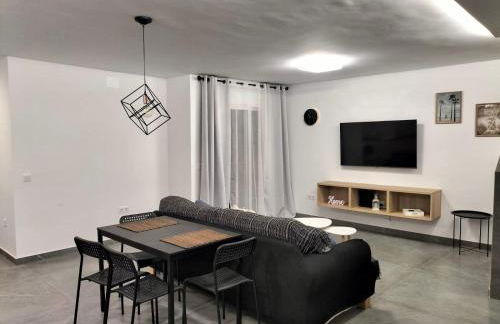 Caletillas Black sand 1º linea playa & piscina & wifi - Foto 18