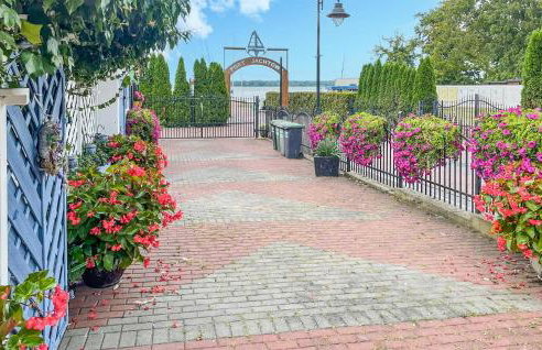 Awesome Apartment In Nowe Warpno - Foto 13