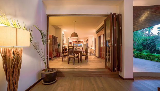 Entrada (vista interior)