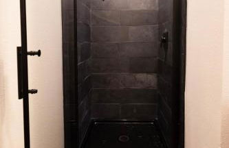 Lassen National Park Luxury Cabin with Hot Tub - Foto 18