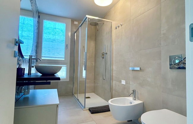 Golden Hour Retreat Lagoon View Villa With Pool - Photo 14