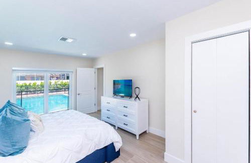 4 BD 3BA Heated Pool Close to Beach - Foto 9