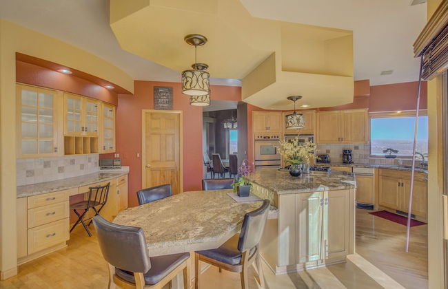 Skyway-extravagant & Luxury Views W/deck & Bar - Foto 21