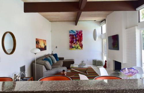 Live the Mid Mod Life at Mariposa Palms - Foto 32