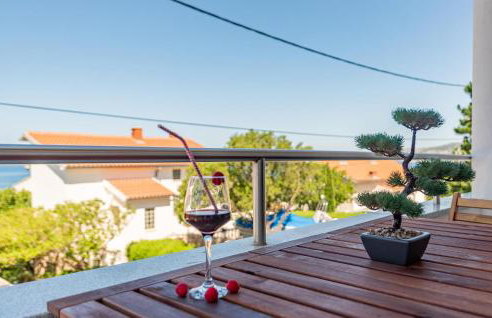 Gorgeous Apartment In Prizna With Wifi - Photo 13