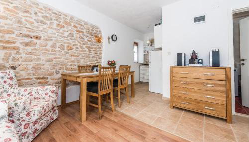 Three-Bedroom Holiday Home In Mratovo - Foto 3