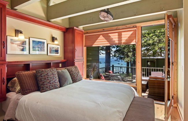 Beachfront Ski Cabin - Photo 7