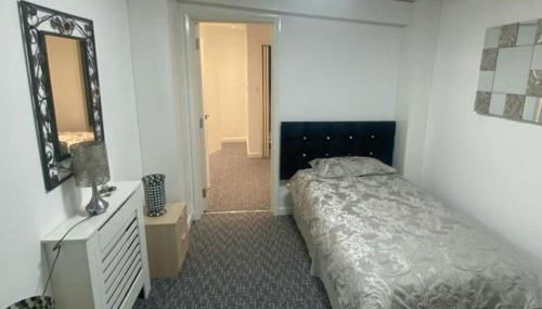 3 Bed Apartment - Sleeps 6 - Free Parking Wifi - Foto 5