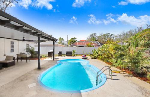 Tropical Pool Oasis Minutes From Tampa Bay Beaches - Photo 6