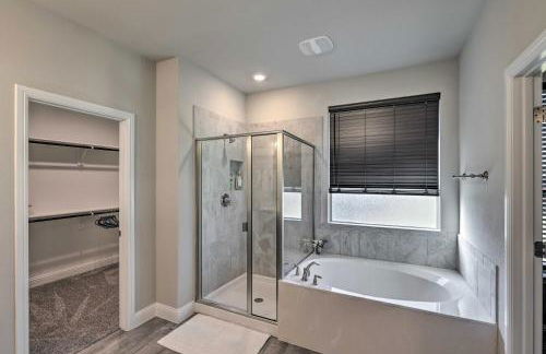 Aledo Home Covered Patio and Yard, Near Fort Worth! - Foto 12