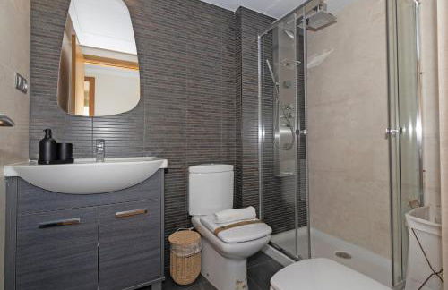 GuestReady – Modern Flat with Terrace in Valencia - Foto 13