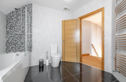 4BR House By Travel Lets Self Catering Accommodation Ballygowan With Near Belfast - Foto 46