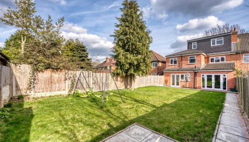 7 Bedroom Luxury House sleep 26 - Foto 5, Garden, Garden view