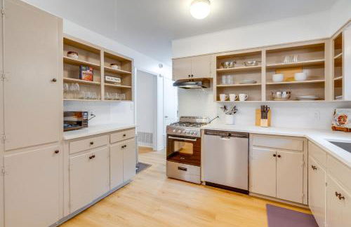 1 Mi to Campus! Creekside Austin Home with Game Room - Foto 9