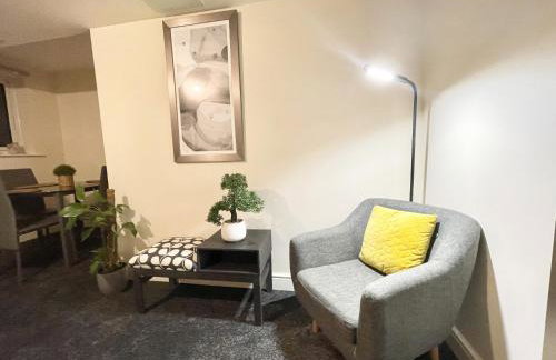 Ashford Retreat - 2 Bedroom 2 Bath great for families, business or contractor stays wt parking - Foto 12