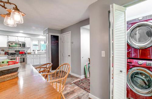 Home with Private Dock Near Colgate University - Photo 10