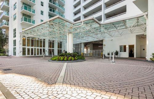 BrickellRiver LOFT with parking & 12 min to South Beach - Foto 29